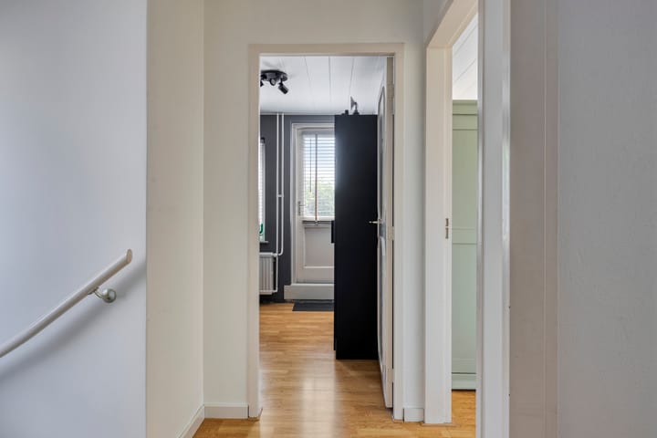 Foto 15 van Adelstraat 12-A