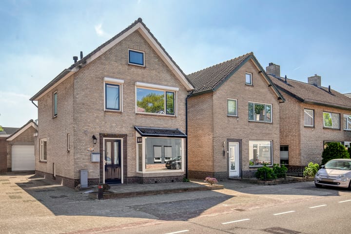 Foto 33 van Adelstraat 12-A