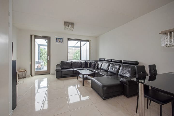 Foto 2 van Mandolinestraat 20