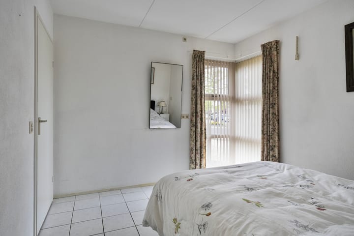 Foto 16 van Loolaan 48