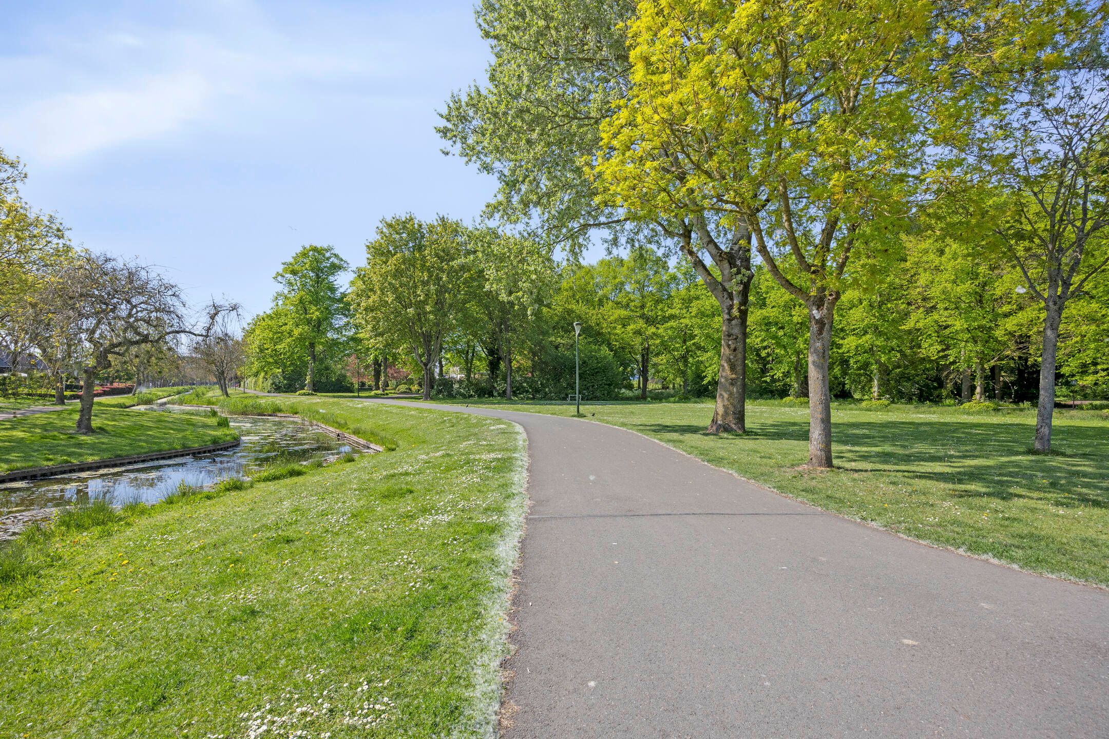 Foto 39 van Jan Tooropstraat 45