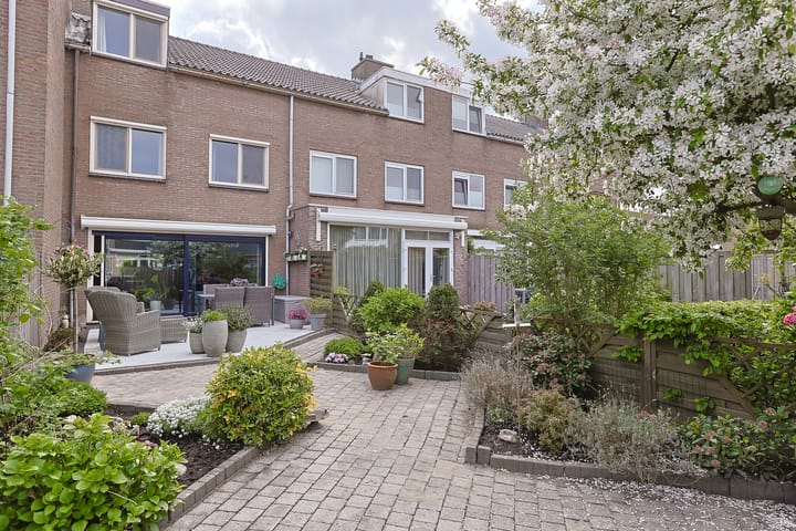 Foto 54 van Barnsteenstraat 82