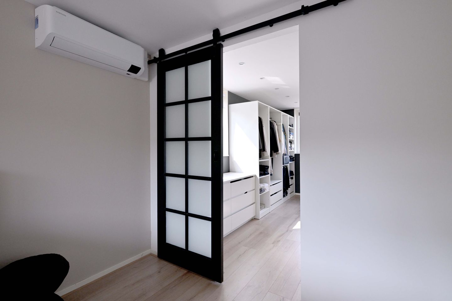 Foto 19 van Frederik van Blankenheimstraat 1