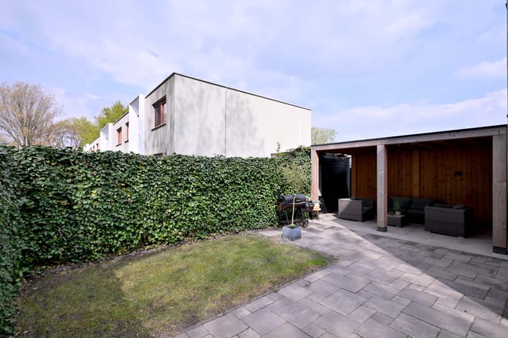 Foto 30 van Frederik van Blankenheimstraat 1