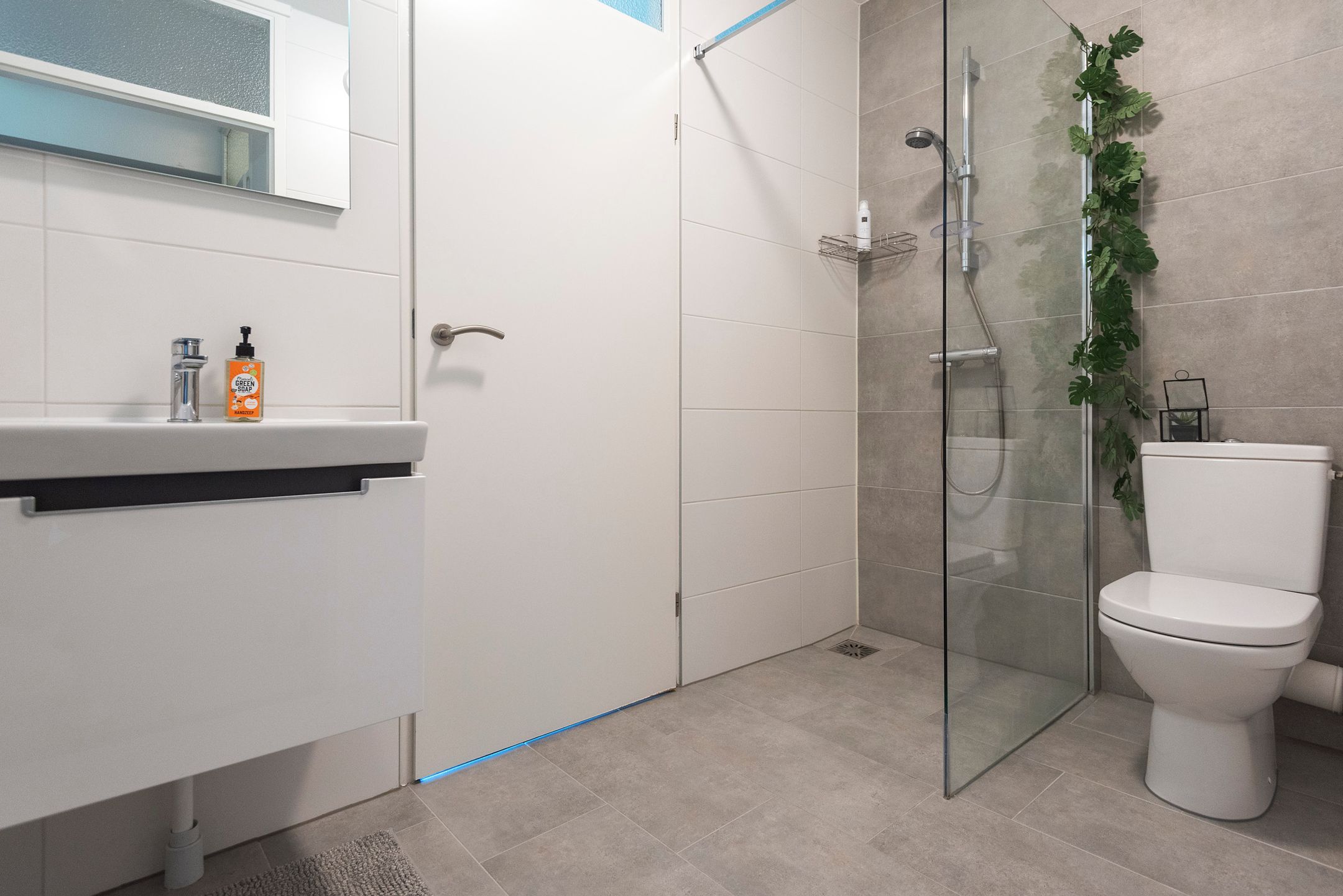 Foto 12 van Beneluxlaan 373