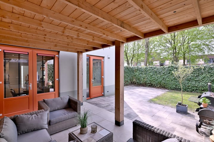 Foto 33 van Frederik van Blankenheimstraat 1