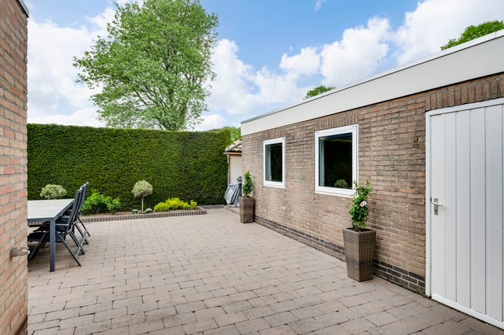 Foto 31 van Bernhardstraat 37