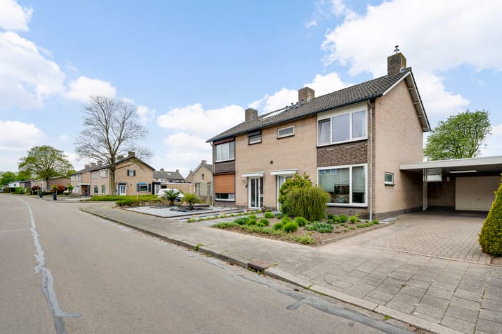 Foto 37 van Bernhardstraat 37