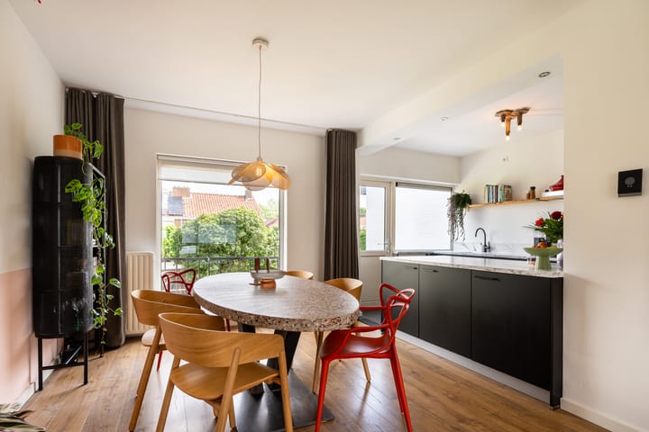 Foto 8 van Röntgenstraat 8