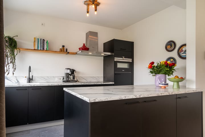 Foto 10 van Röntgenstraat 8