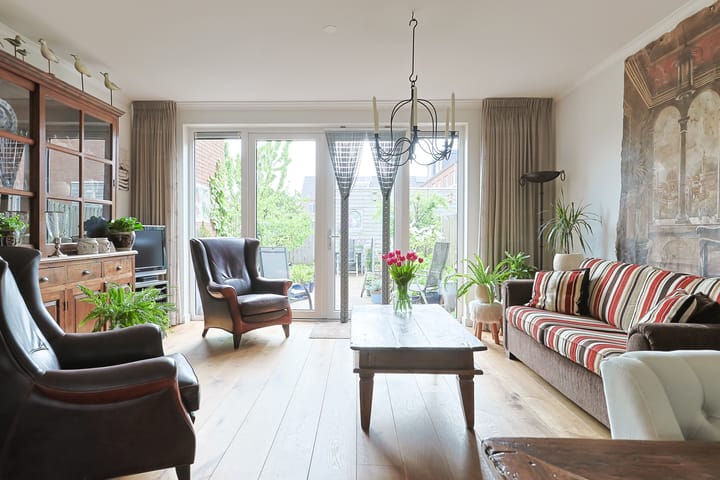 Foto 10 van Holstein 30