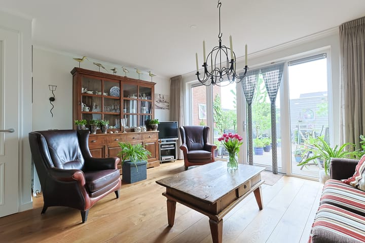 Foto 11 van Holstein 30