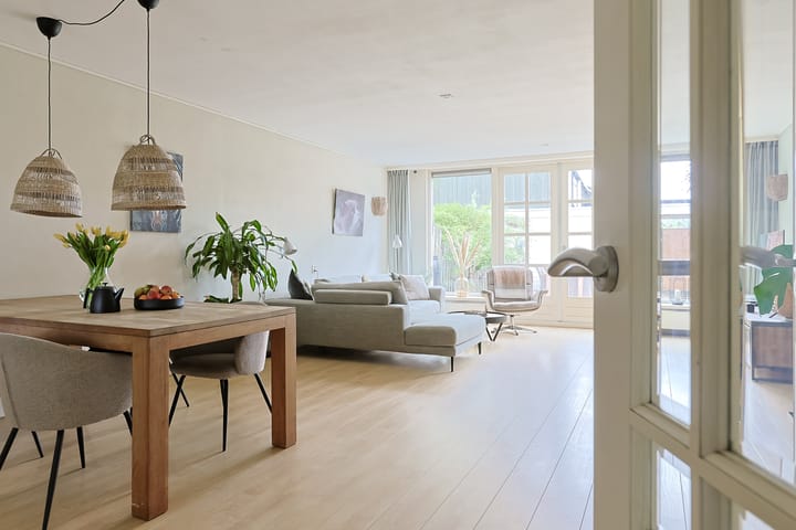 Foto 8 van Roosje Vosstraat 16