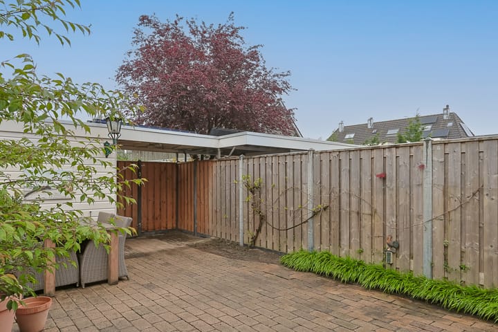 Foto 43 van Roosje Vosstraat 16