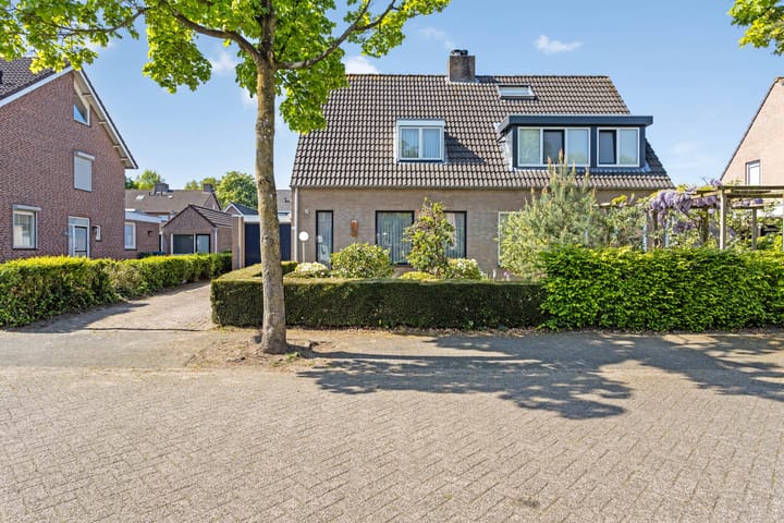 Foto 27 van Biezenstraat 12