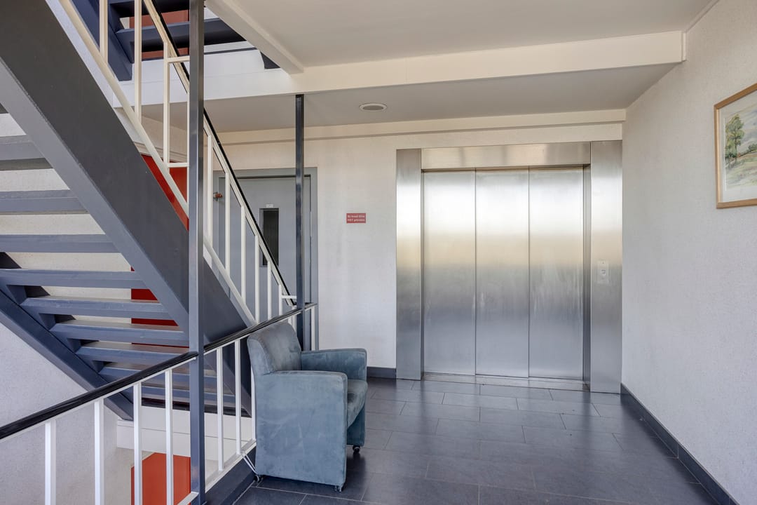 Photo 11 of Karel de Grotelaan 126