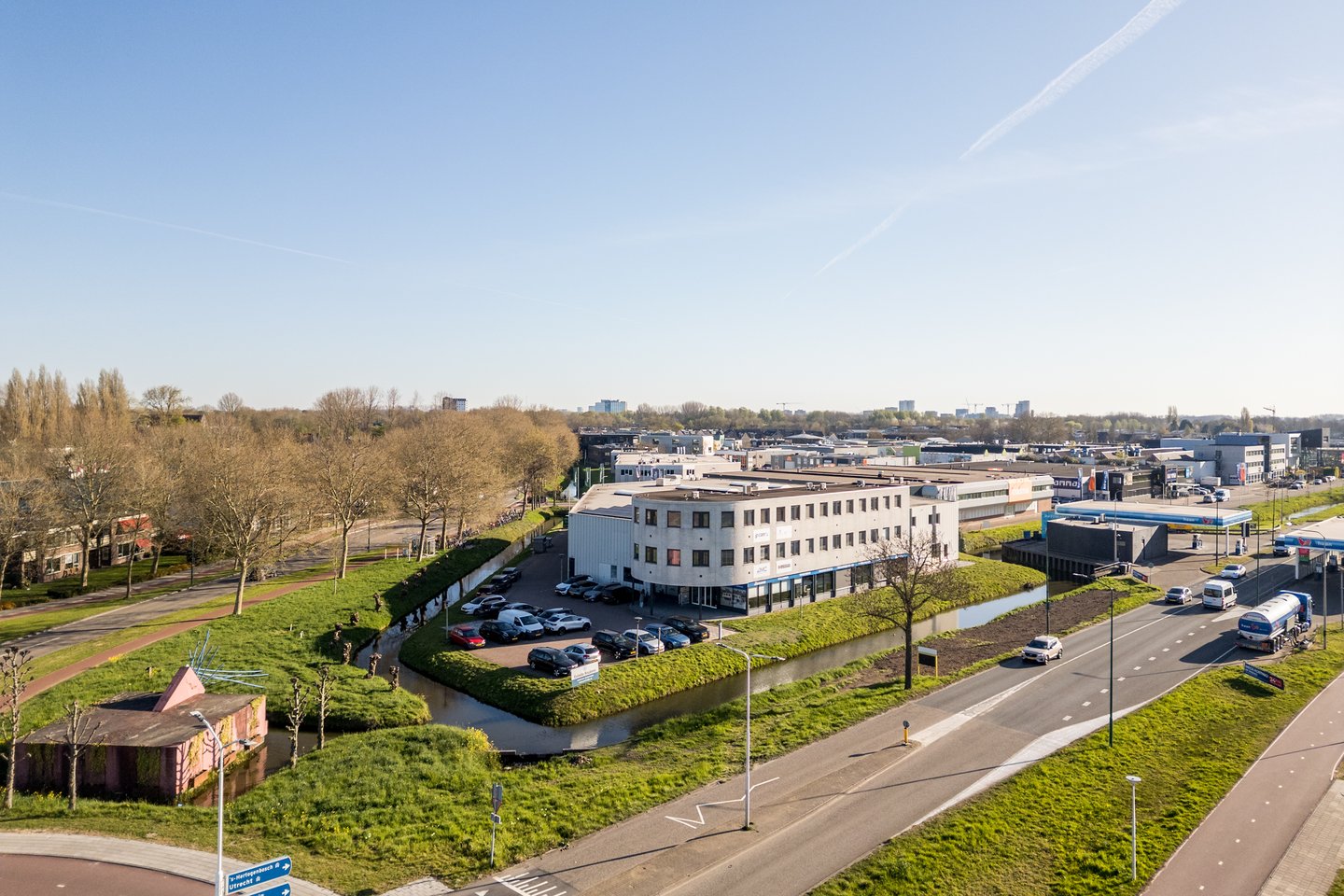 Bekijk foto 2 van Boerhaaveweg 4