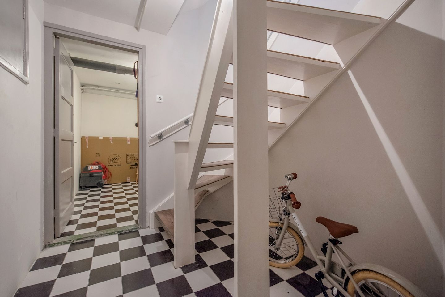 Photo 19 of Minister Lelylaan 6