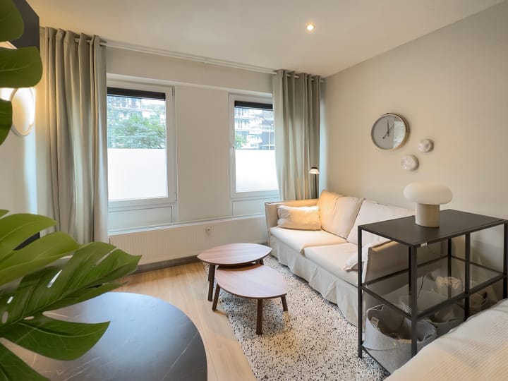 Photo 3 of Van Heenvlietlaan 264-C