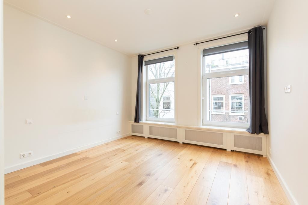 Foto 13 van Van Oldenbarneveldtplein 8-3