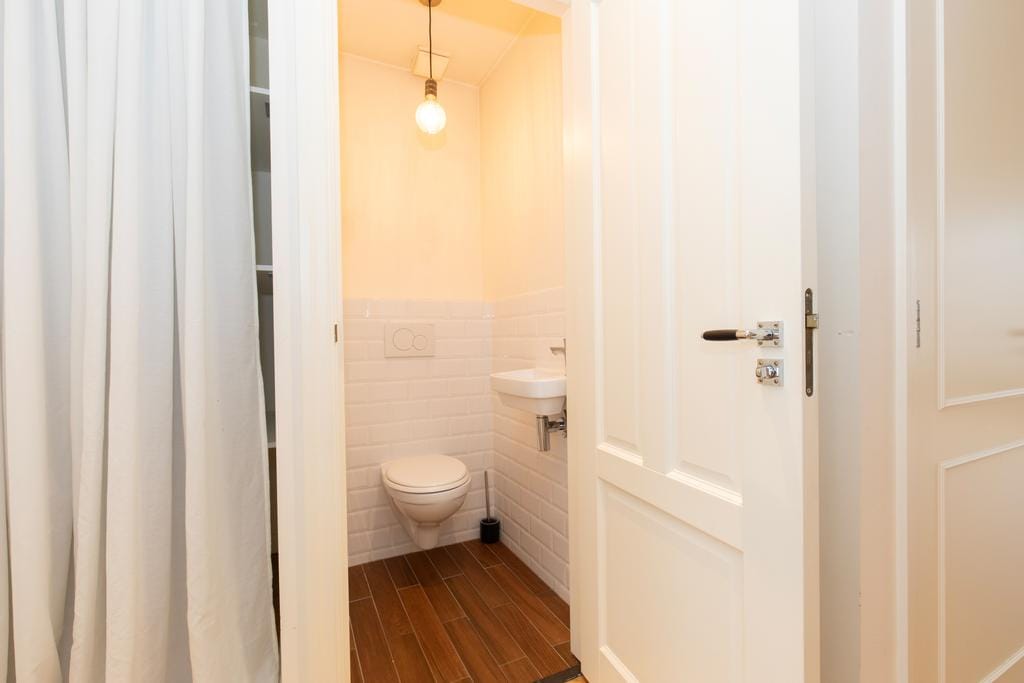 Foto 18 van Van Oldenbarneveldtplein 8-3