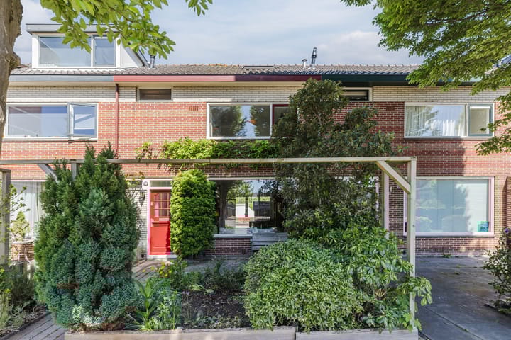 Titus Brandsmastraat 14