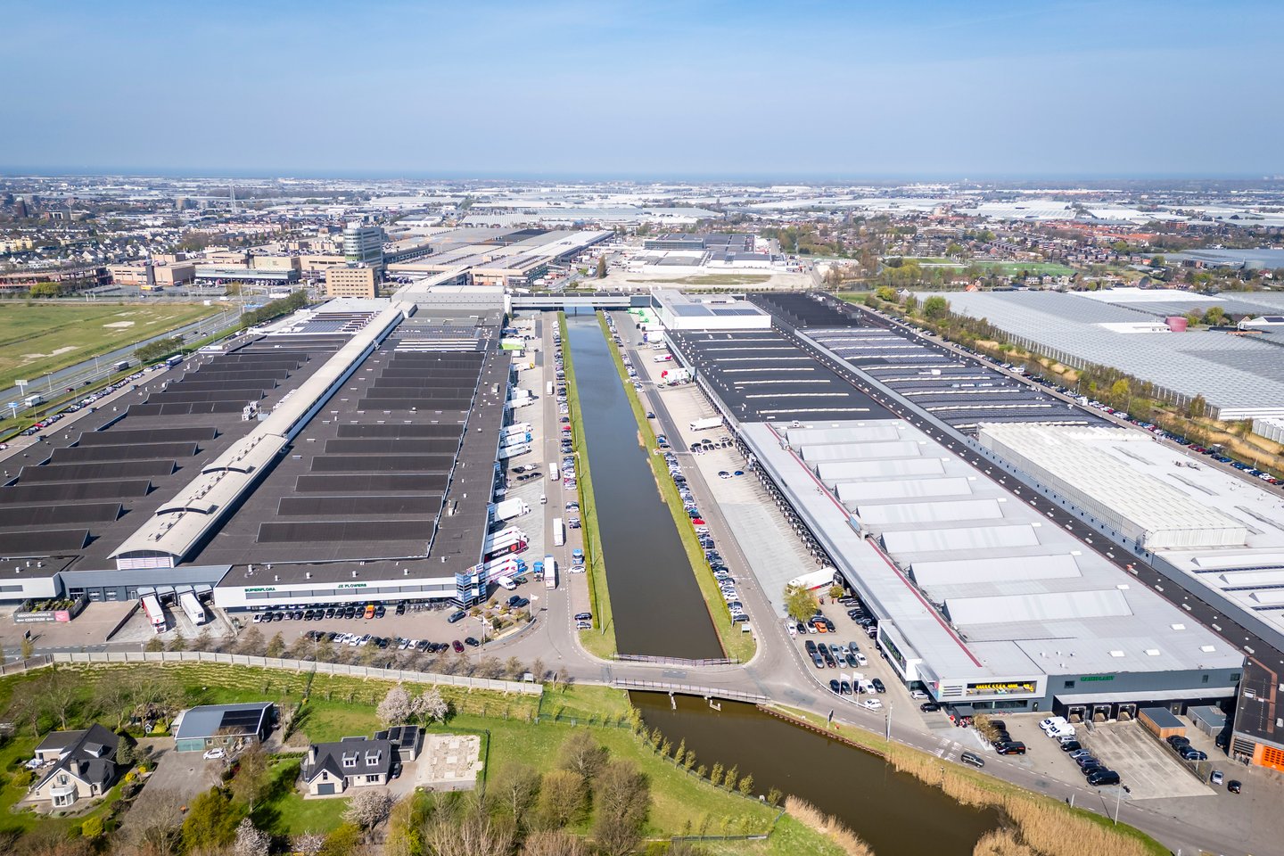 Bekijk foto 5 van Venus 333