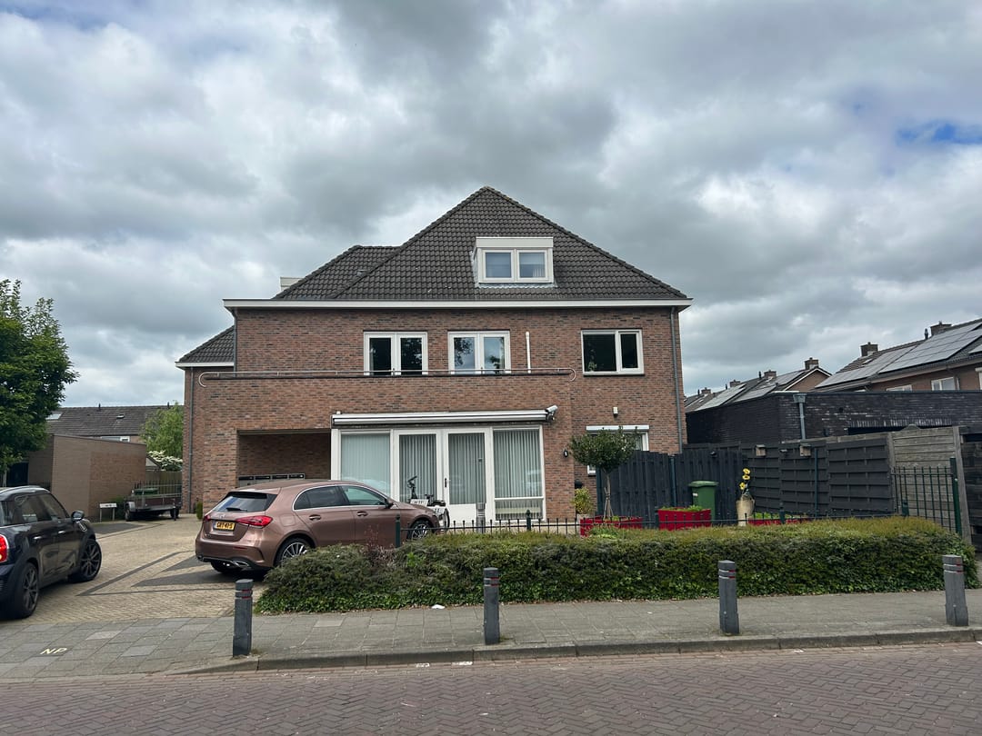 Photo 1 of Zandstraat 11