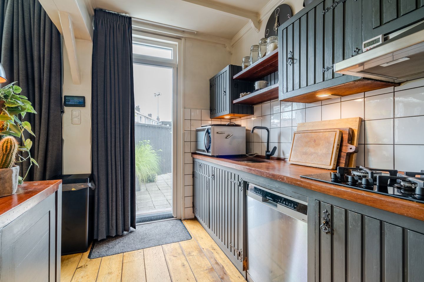 Foto 14 van Amsterdamsestraatweg 585