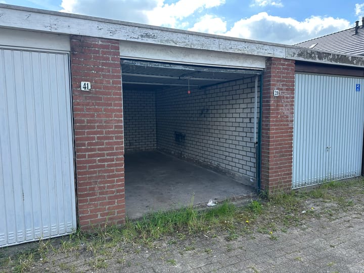 Photo 5 of Van Houtenstraat 39