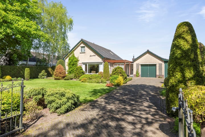 Foto 1 van Prins Bernhardlaan 7