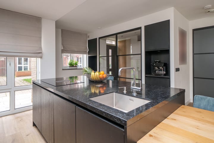 Foto 17 van Joop den Uylstraat 21