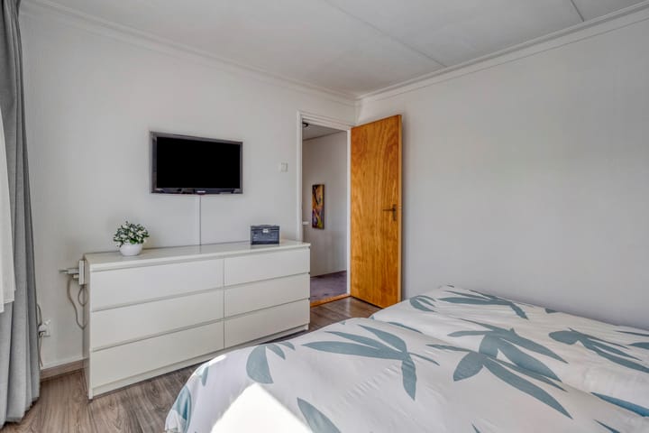 Photo 19 of 12 Septemberstraat 16