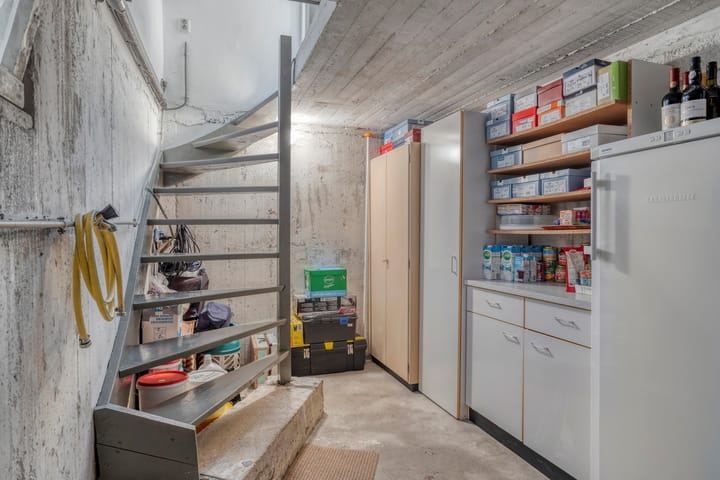 Photo 32 of 12 Septemberstraat 16