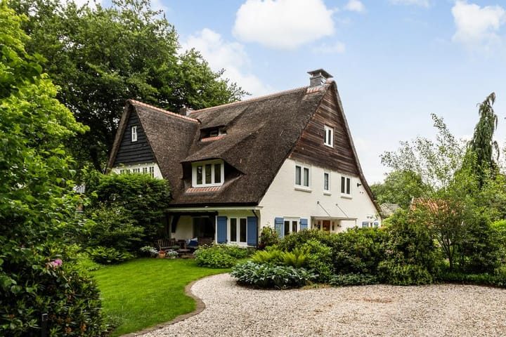 Foto 1 van Bilderdijklaan 4