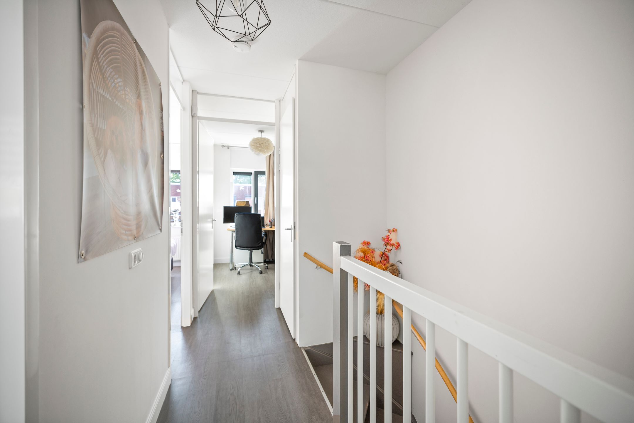 Foto 15 van Van der Willigenstraat 10