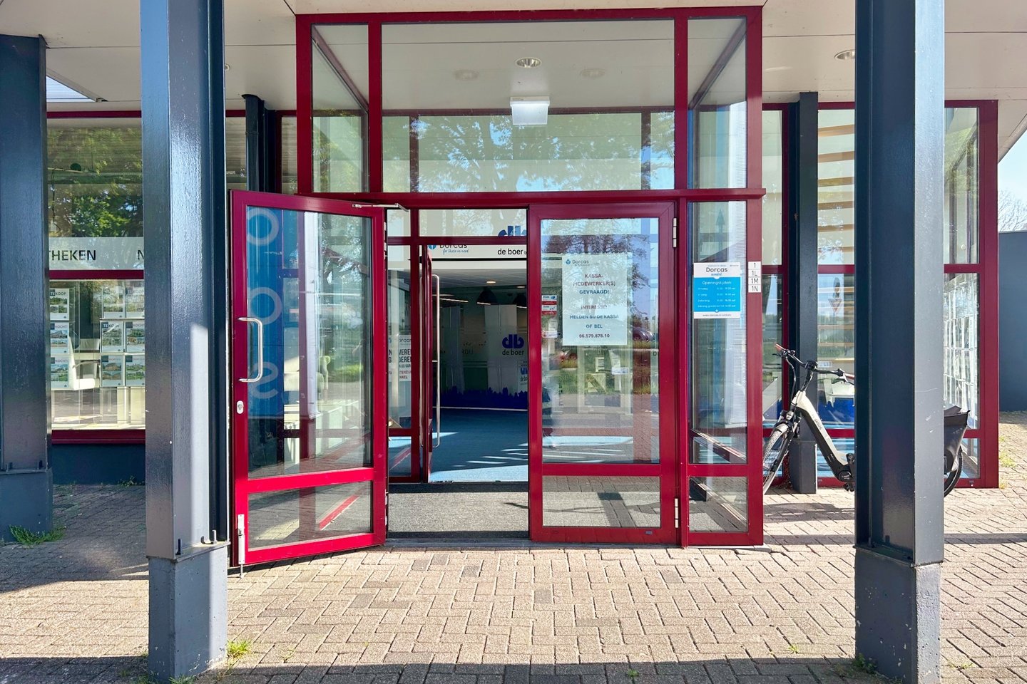 Bekijk foto 2 van Oostendorperstraatweg 1