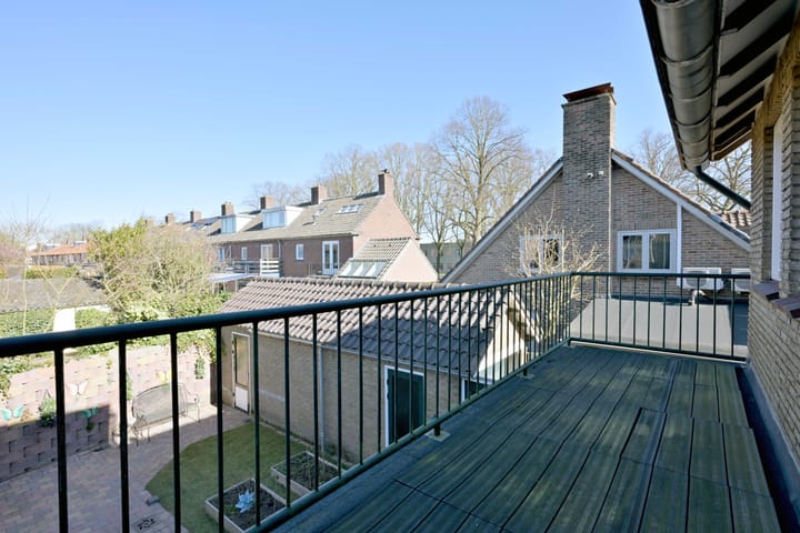 Foto 24 van Evertsstraat 1