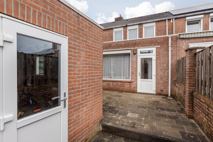 Foto 24 van Sleedoornstraat 12