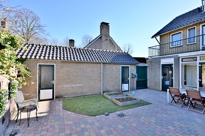 Foto 48 van Evertsstraat 1