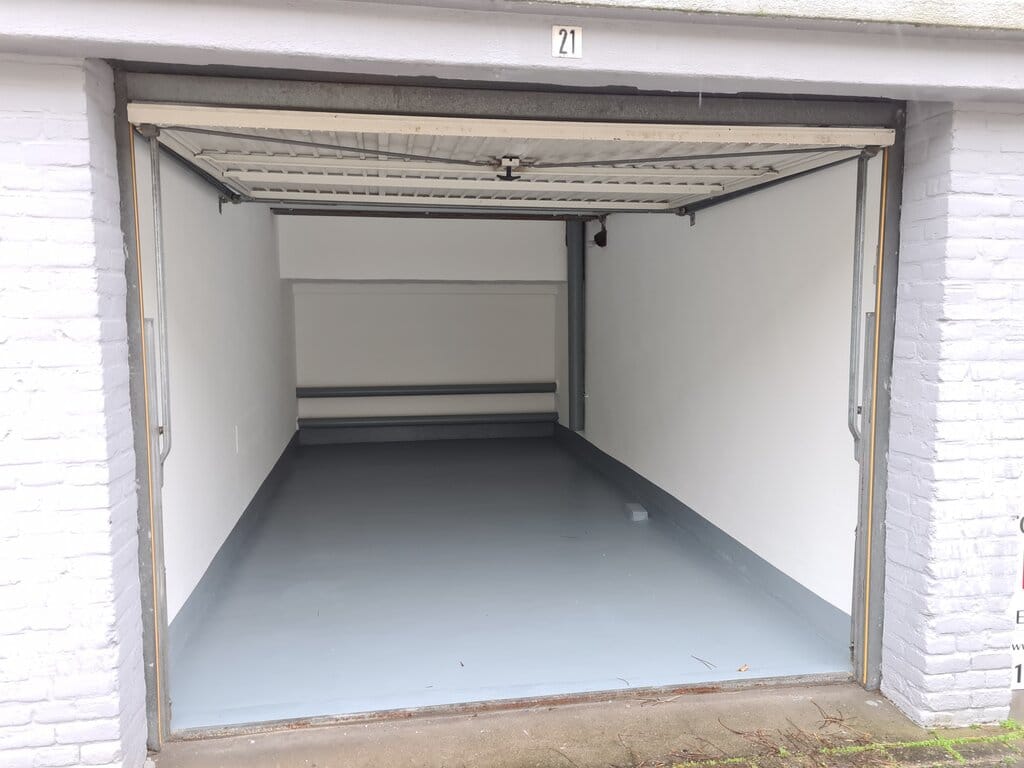 Photo 1 of Van Akenstraat 18-21