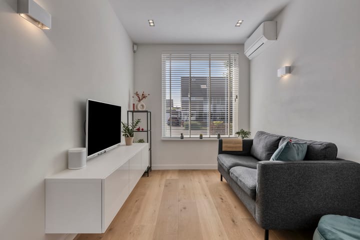 Foto 19 van Einthovenstraat 8