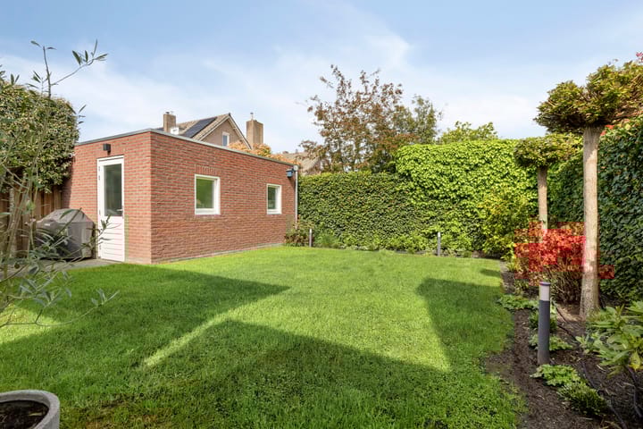 Foto 34 van Einthovenstraat 8