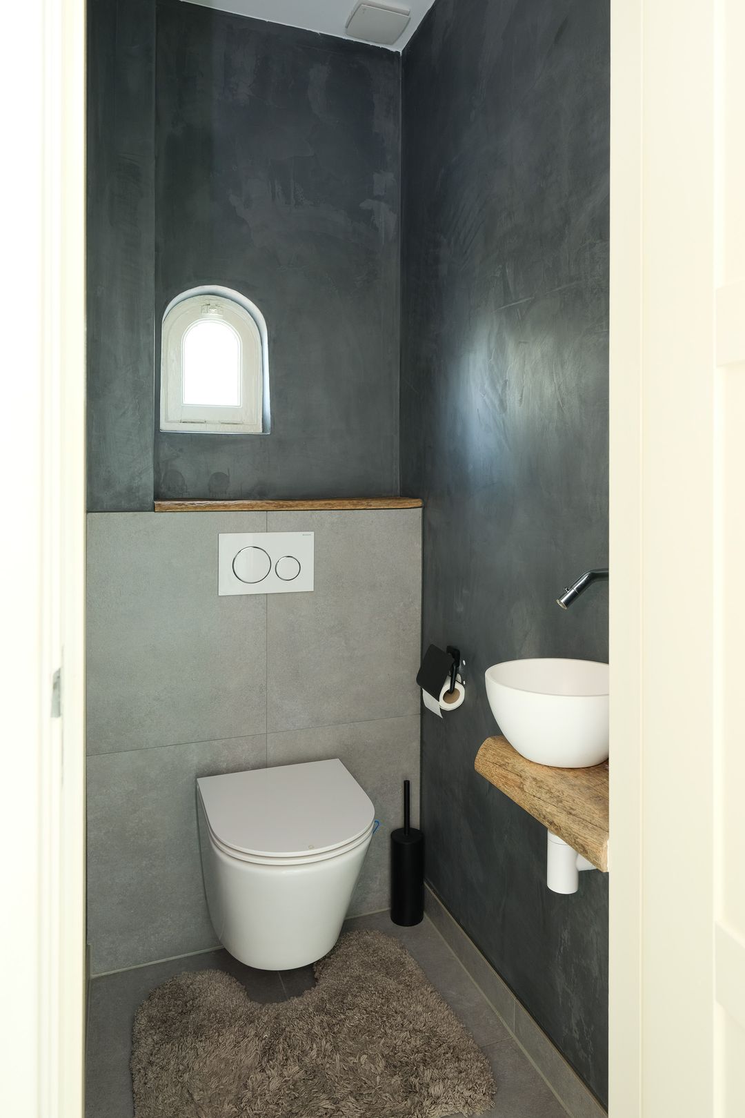 Photo 8 of Schipholweg 411