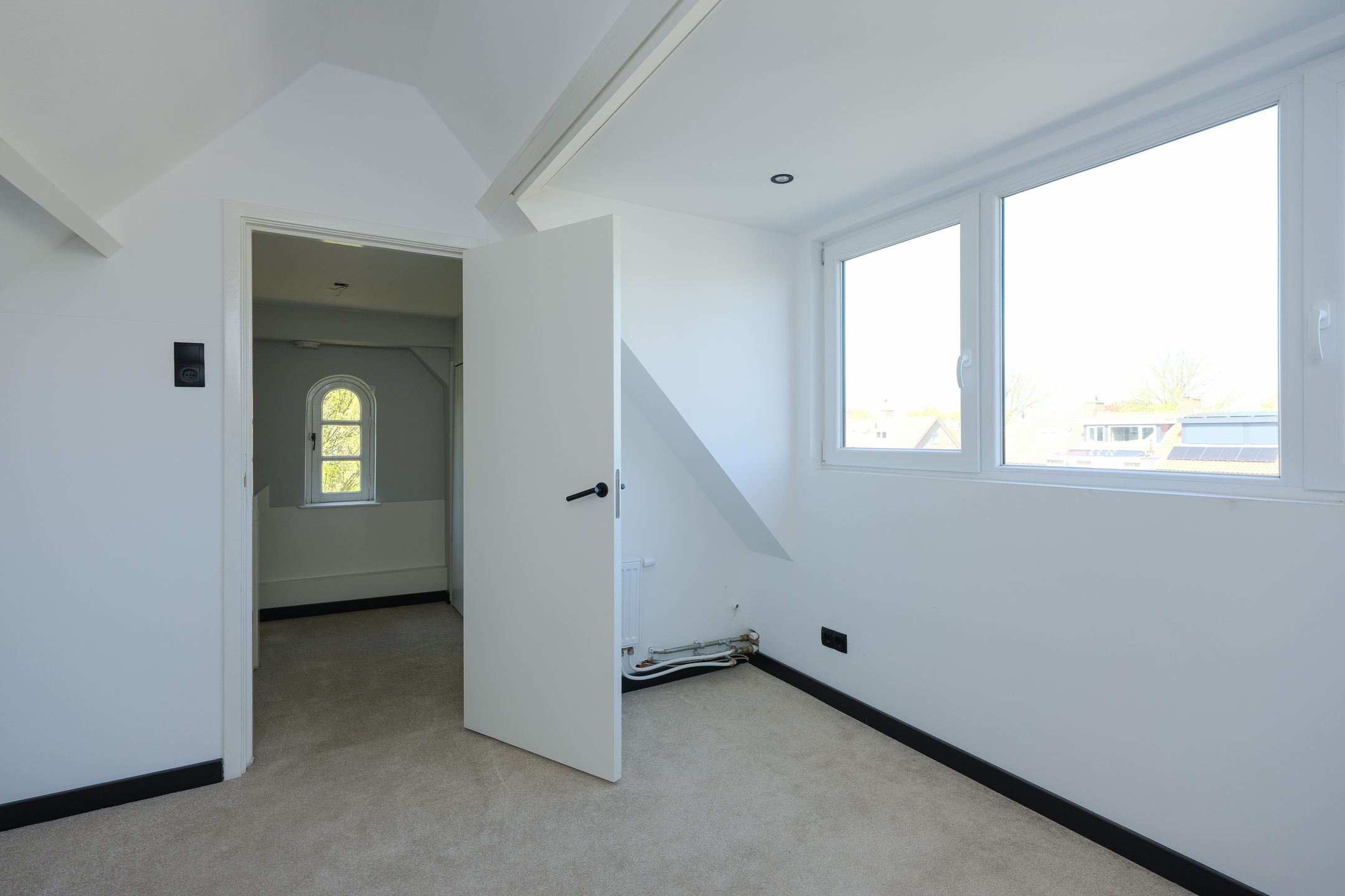 Photo 24 of Schipholweg 411