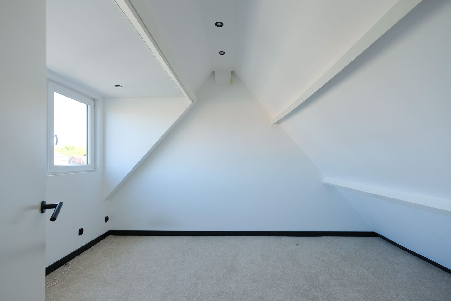 Photo 25 of Schipholweg 411