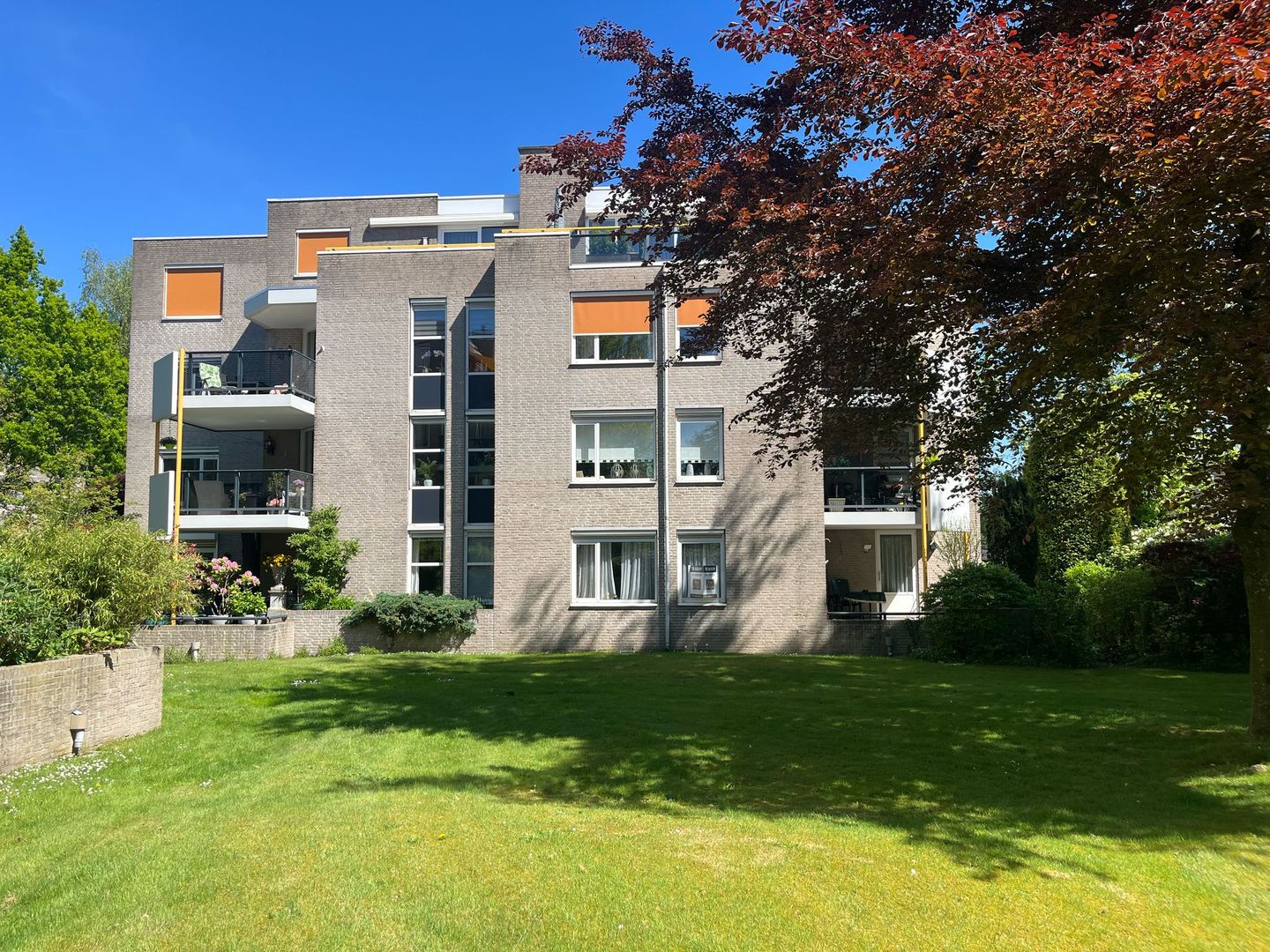 Photo 4 of Oranjehof 2