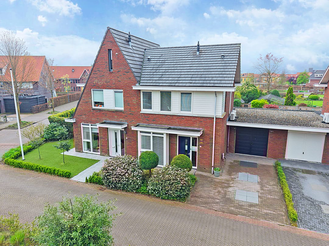 Foto 1 van Keizersmantel 4