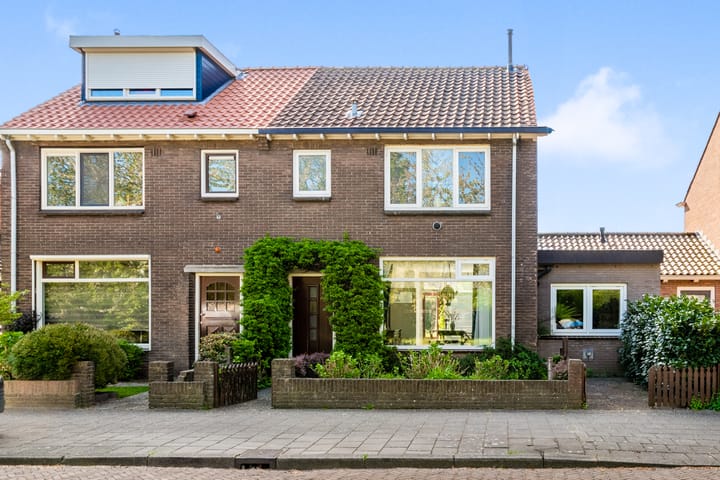 Foto 35 van Duinvlietstraat 6