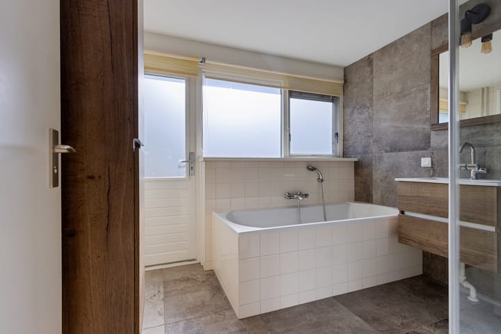 Foto 11 van Cammingastraat 65